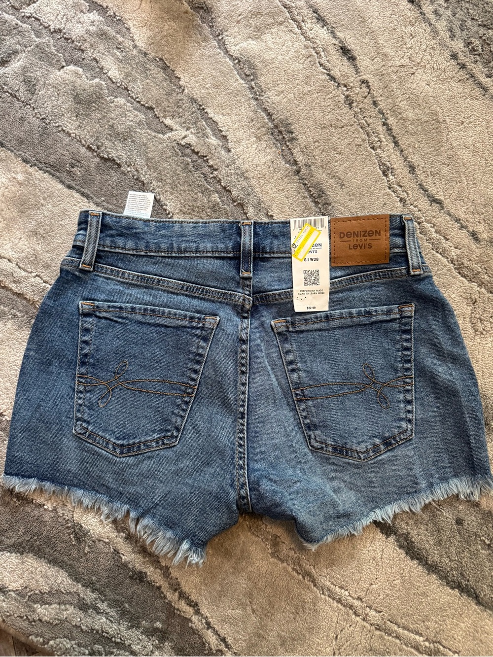 Levi's Medium Blue Frayed Hem Denim Shorts - Picture 4 of 4